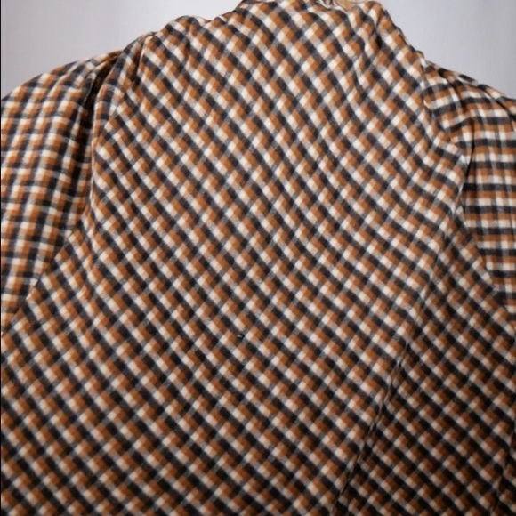 Plaid Cape Circa 1970s - Picture 5 of 9